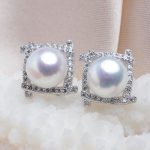 Freshwater Pearls Stud Earrings