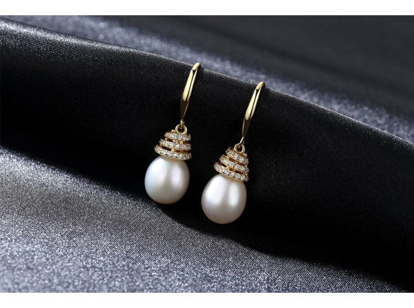 Pearl Drop Earrings